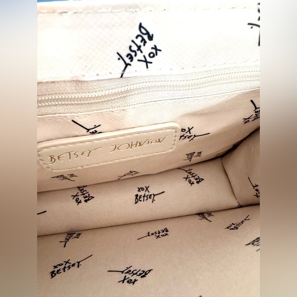 **SOLD** Betsey Johnson Floral Embroidered Denim Handbag Bag - Picture 10 of 12